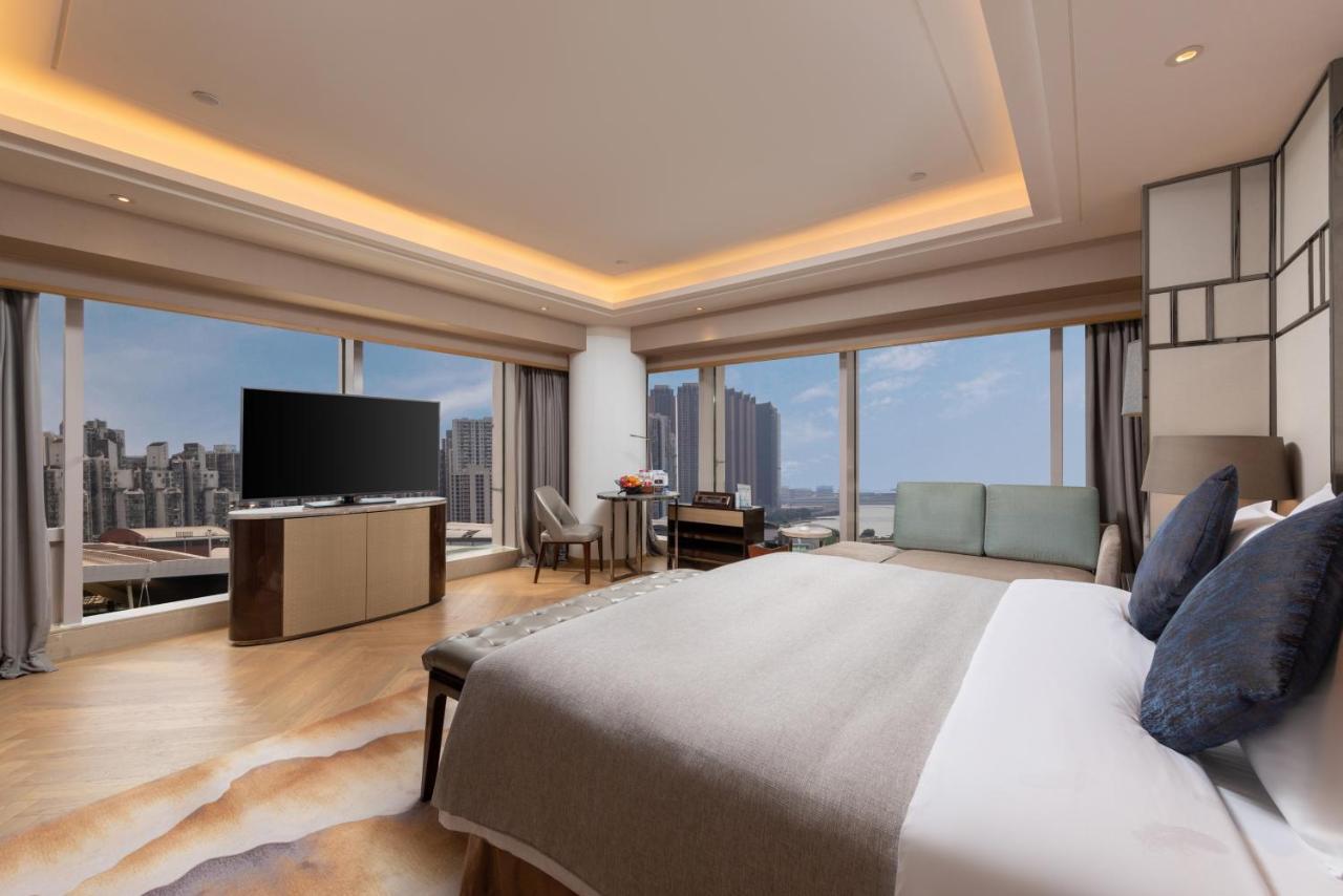 Longzhuda International Hotel 5*