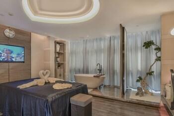 Longzhuda International Hotel 5*